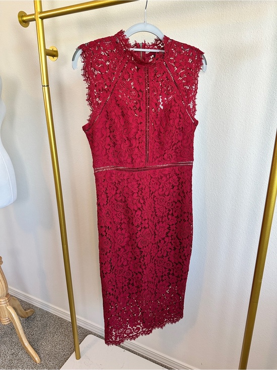 Bardot Dresses & Skirts - Bardot Red Lace Midi Dress